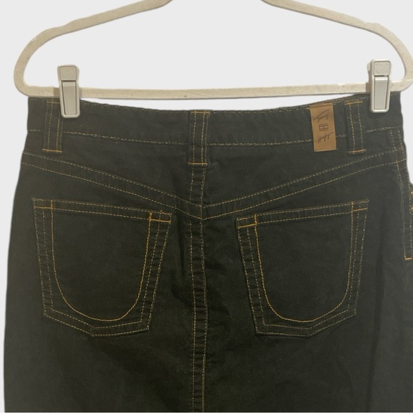 VTG! Tommy Hilfiger Brown Corduroy Skirt Size 10 - Picture 6 of 9
